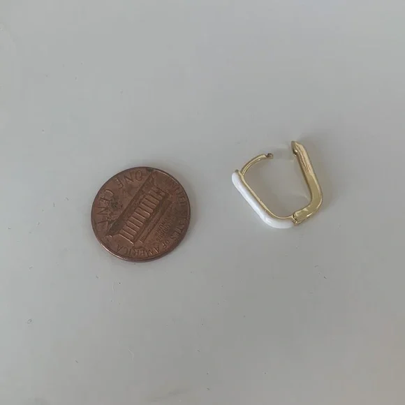 white and gold oval hoops enamel petite dainty hoop earrings - Picture 6 of 9